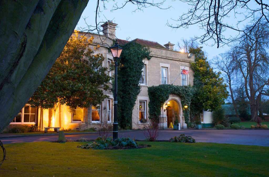 Woodland Manor Hotel Wedding DJ Hire & Disco Hire