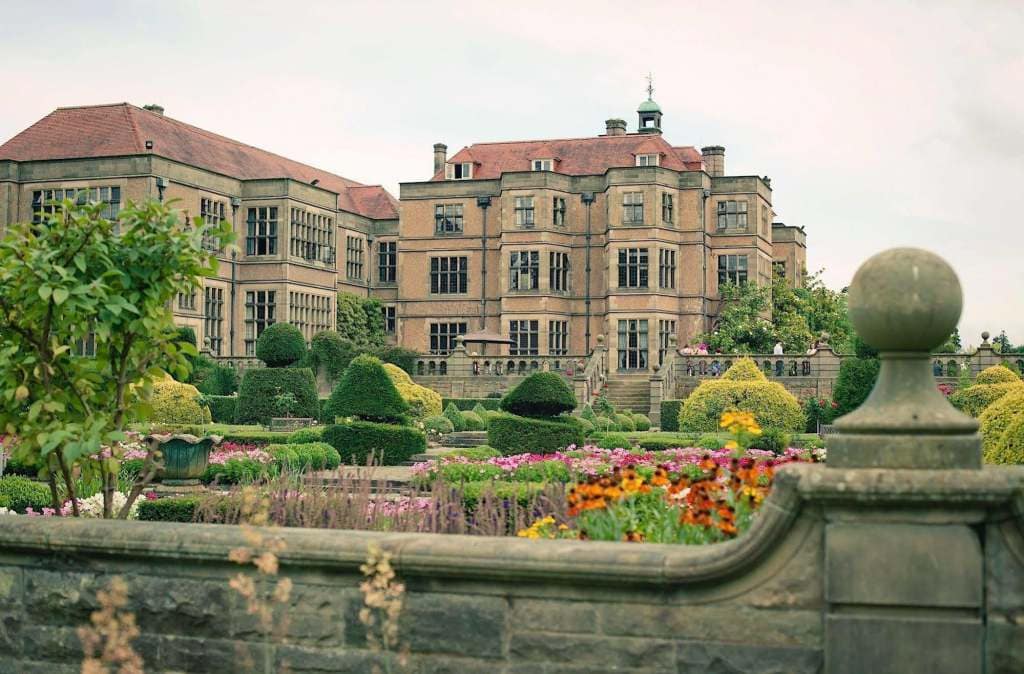 Fanhams Hall Wedding DJ Hire & Disco Hire