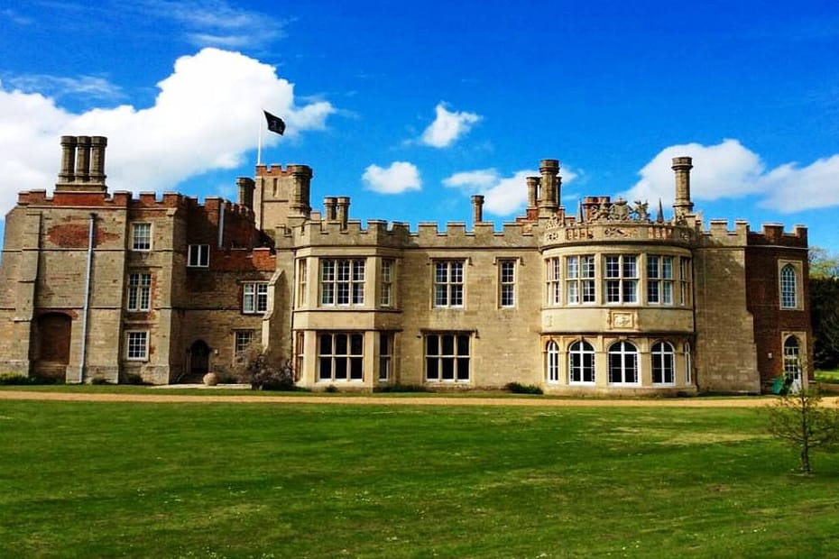 Hinchingbrooke House Wedding DJ Hire & Disco Hire