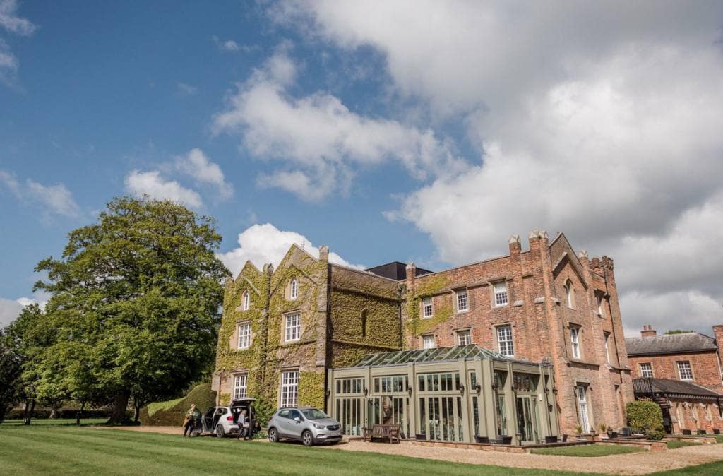 Offley Place Wedding DJ Hire & Disco Hire