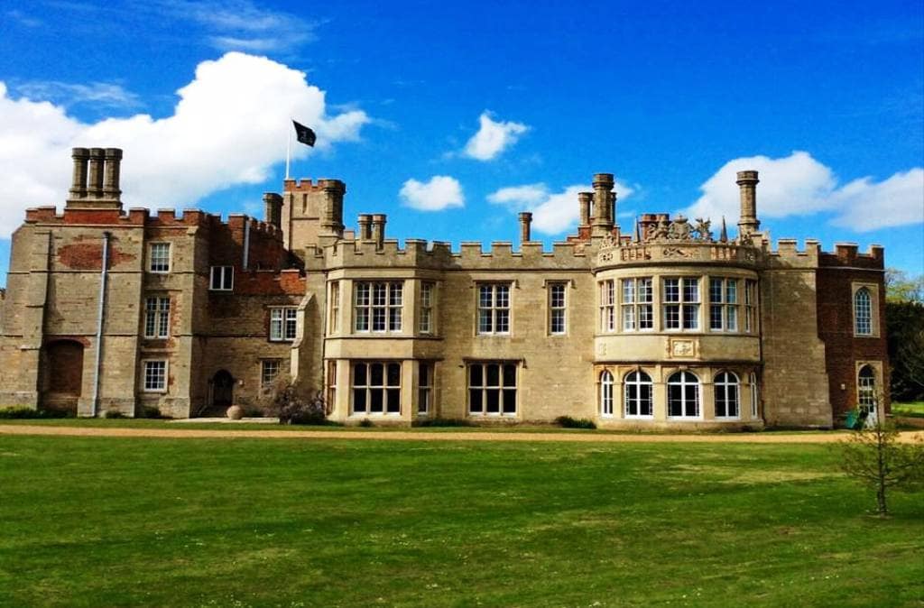 Hinchingbrooke House Wedding DJ Hire & Disco Hire