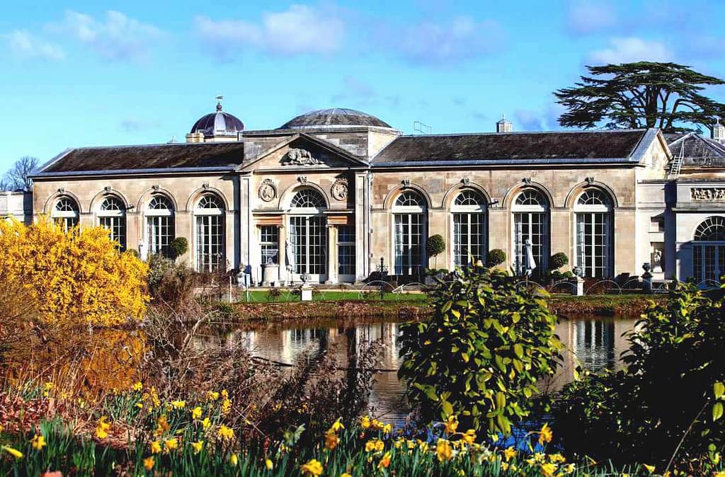 Bedfordshire Wedding Venues - Woburn Abbey Weddings by Select Mobile Disco & DJ Hire - Copy