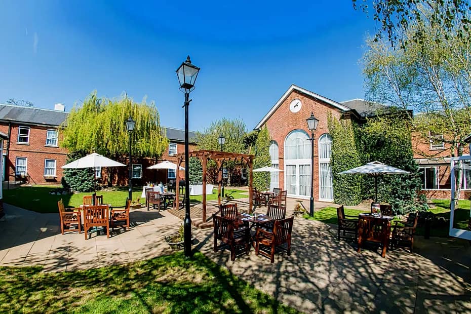 Holiday Inn Milton Keynes East Wedding DJ Hire & Disco Hire